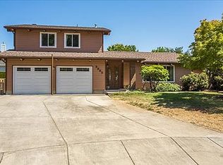 3083 Takena St SW, Albany, OR 97321