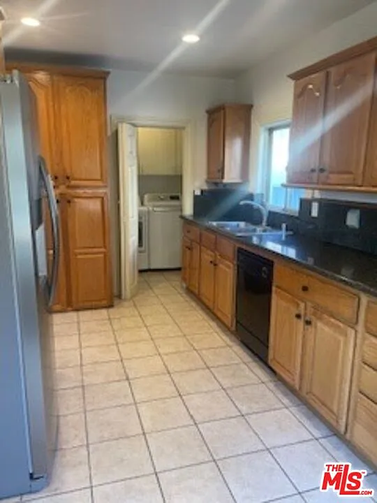 3 bed, 1700 sqft, $6,500 — Photo 4