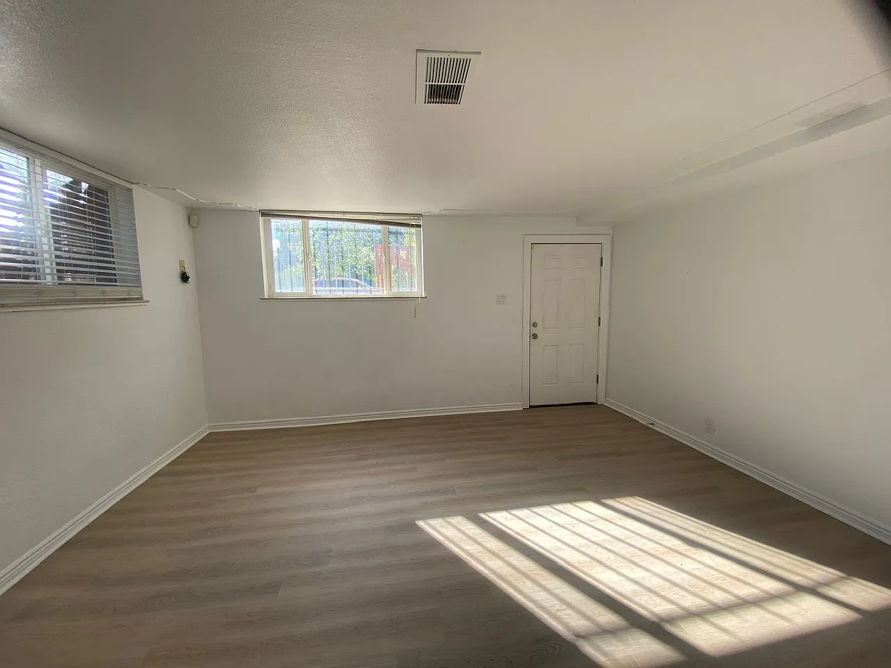 2 bed, 815 sqft, $1,400 — Photo 4