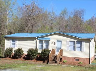 176 Robinhood Rd, Lexington, NC 27292