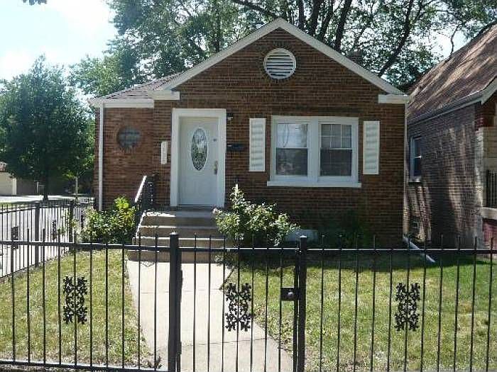 1st image of 7658 S Winchester Ave