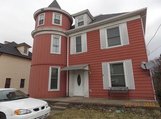 80 Main St, Hickory, PA 15340