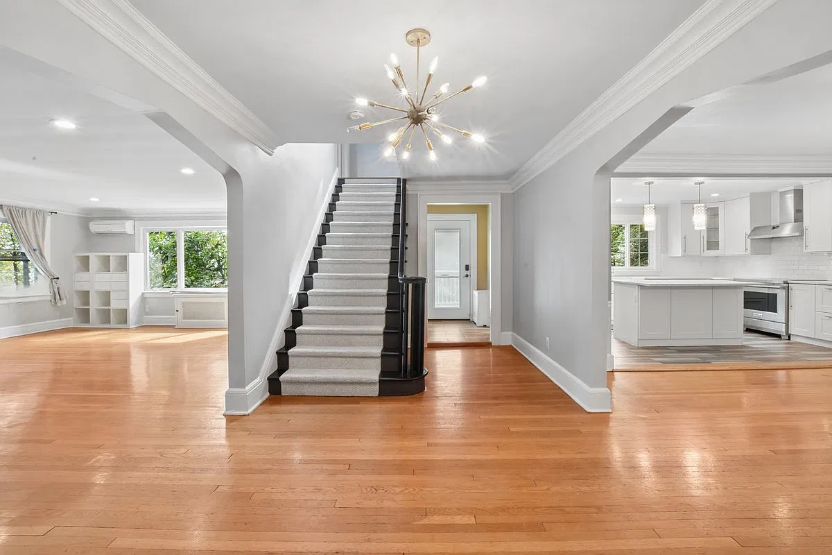 4 bed, 2642 sqft, $7,250 — Photo 4