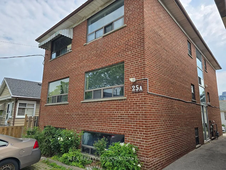25A Milton St #2