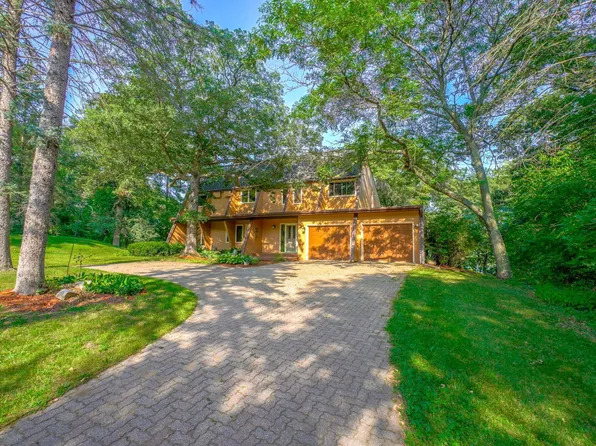 19265 Orwell Ave N, Marine On Saint Croix, MN 55047