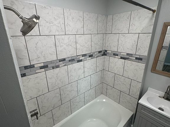5th image of 1452 N 29th St Floor 1