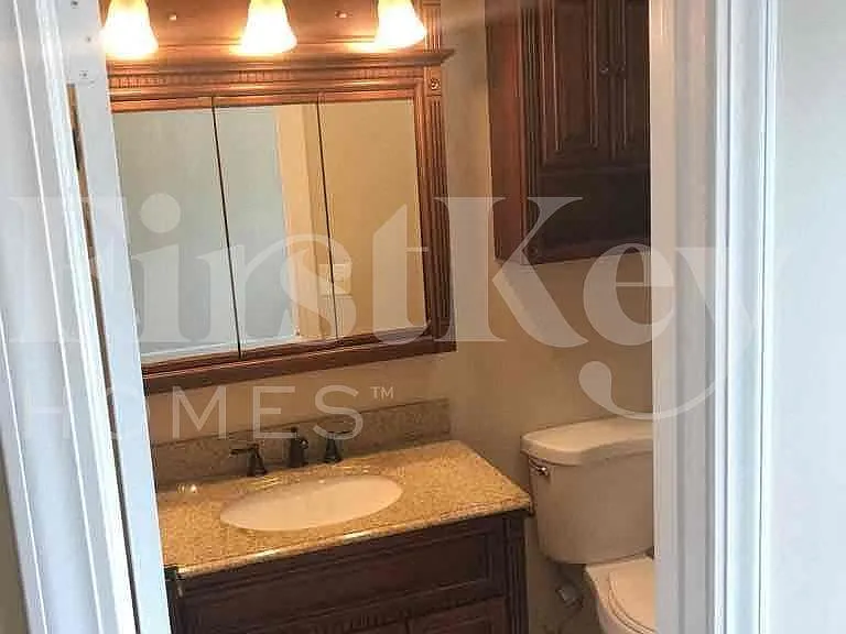 1023 Bothwell Ct — Photo 23