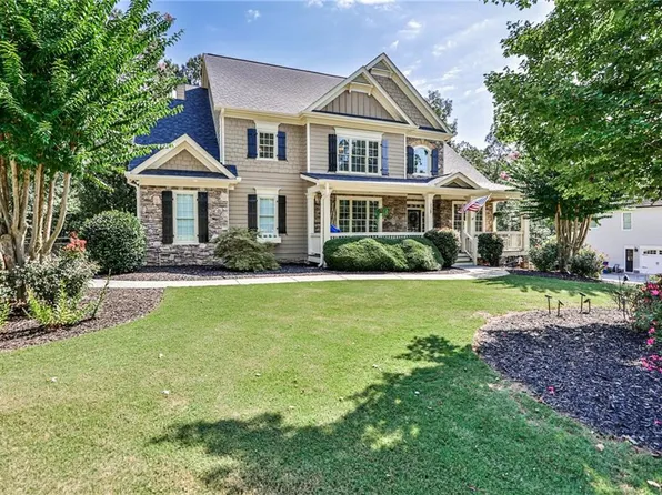 128 Brookfield Ct SE, White, GA 30184