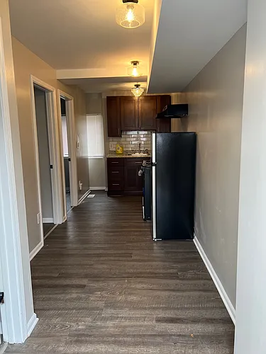 629 Clinton St #3 Photo 1