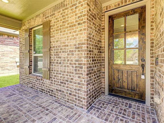 4th image of 29302 Wood Lily Dr