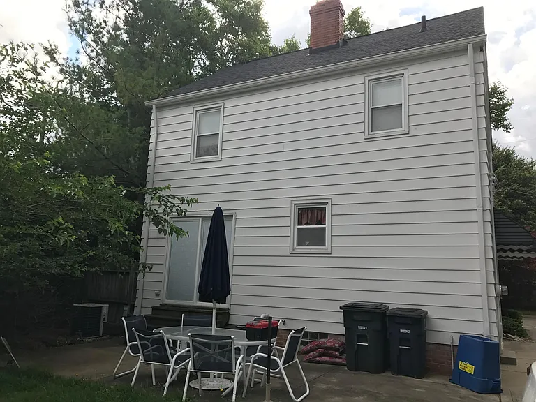 1508 Commodore Rd — Photo 3