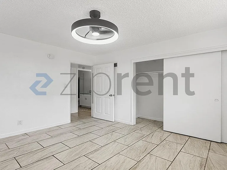 132 W 18th St #2 — Photo 13