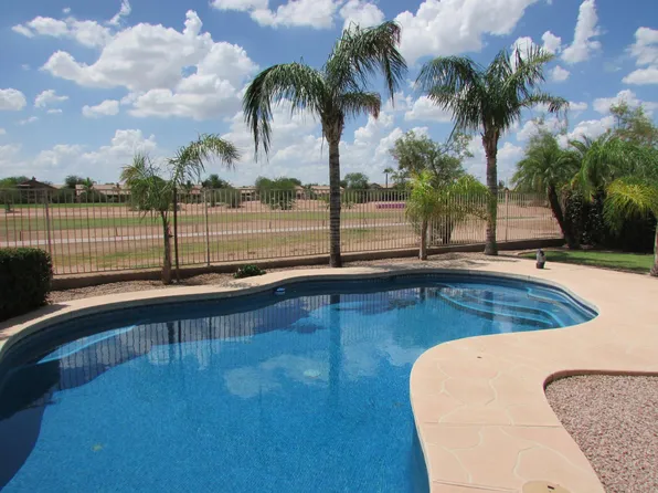 1346 S Palomino Creek Dr, Gilbert, AZ 85296