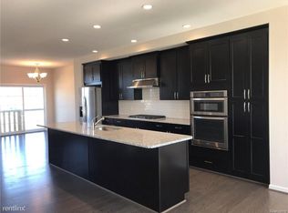 2715 S Spurway Dr, Ann Arbor, MI