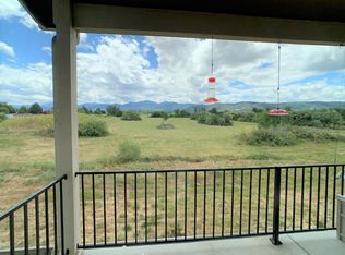 351 Englemann Ln, Medford, OR 97501