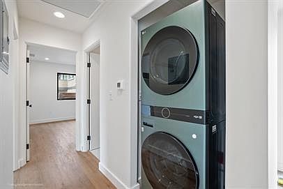 2nd image of 152 Cuesta Dr Unit A