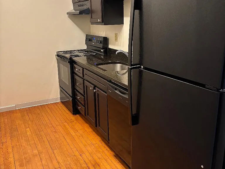 The Uptown Lofts — Photo 9