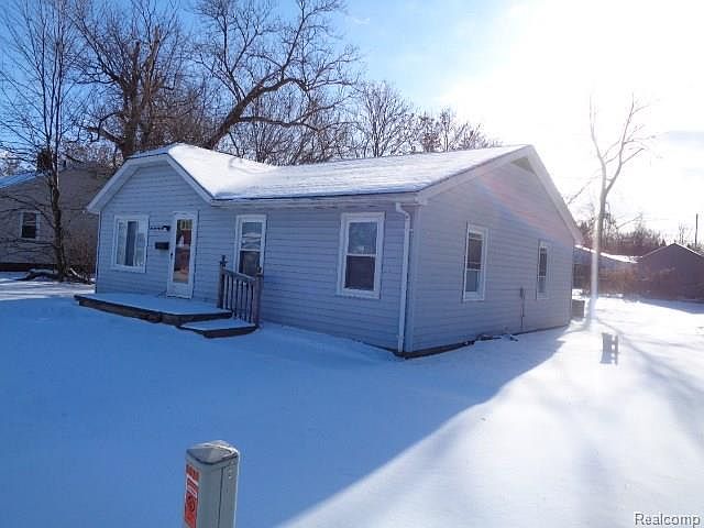 1st image of 1071 W McLean Ave
