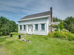 112 Whitman Rd, Hancock, MA 01237