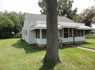 309 Sunset Cir, Hopewell, VA 23860