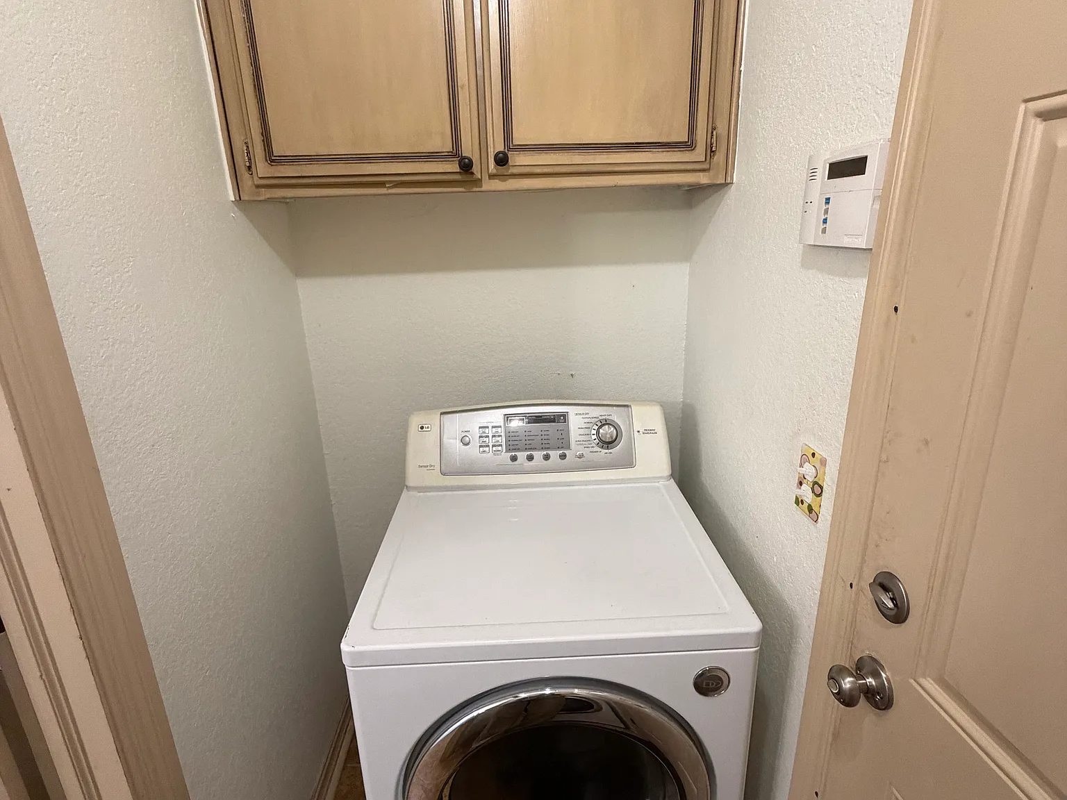 3 bed, 1312 sqft, $1,450 — Photo 4