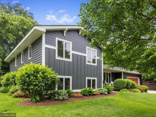 3920 Linden Cir, Excelsior, MN 55331