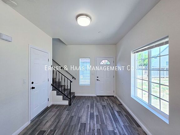 4th image of 4169 Country Club Dr