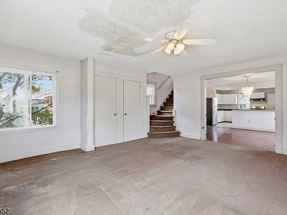 4th image of 82 Berkshire Pl