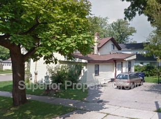 525 1/2 Cherry St, Janesville, WI 53548