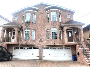 334 E Ruby Ave #B, Palisades Park, NJ 07650