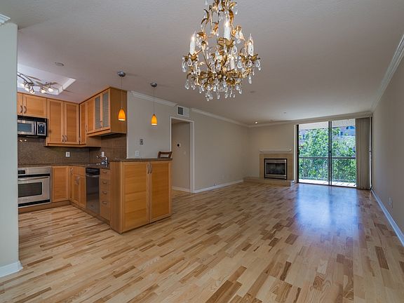 4th image of 750 State St Unit 219