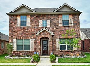 9112 Wild Rose Ln, Aubrey, TX 76227