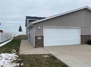 1251 4th St NW, West Fargo, ND 58078