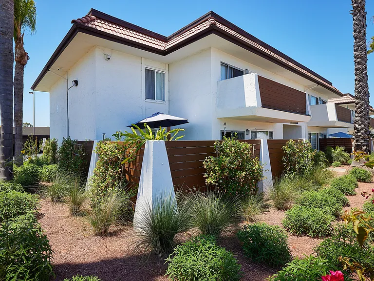 Villa Del Mar Apartments (new) — Photo 18