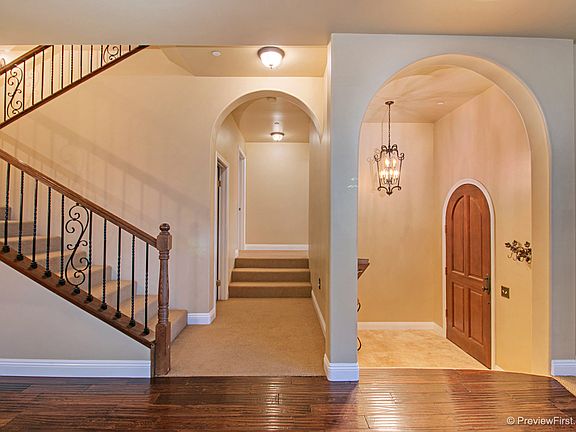 Entry & Staircase