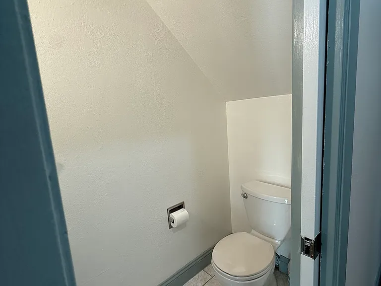 1399 Terra Nova Blvd — Photo 20