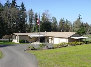 4280 Tracyton Beach Rd NW, Bremerton, WA 98310