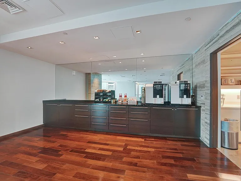 101 S Fort Lauderdale Beach Blvd #806 — Photo 59