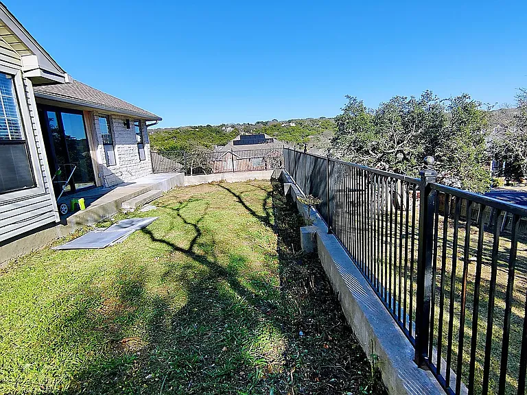 7549 Fireoak Dr — Photo 26