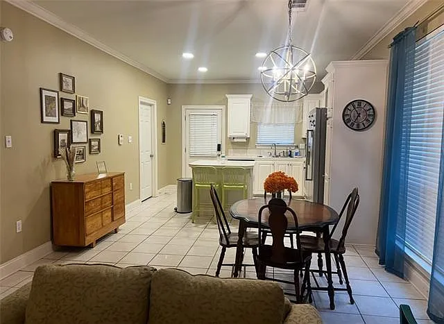 5668 Ducros Dr — Photo 3