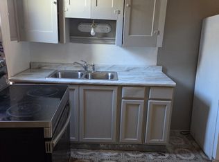 3571 Fulton Rd, Cleveland, OH 44109