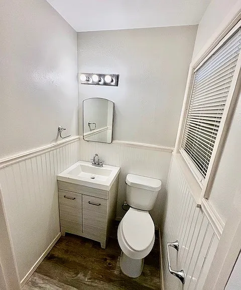 1045 Dolphin Pl — Photo 7