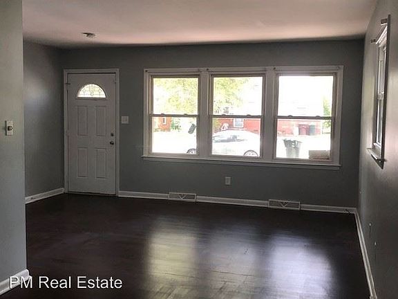 3rd image of 2305 Kersey St