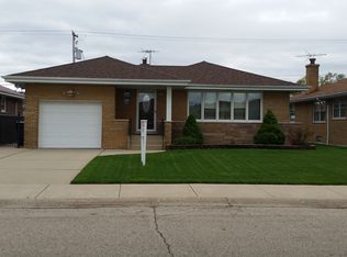8463 W Sunnyside Ave, Chicago, IL