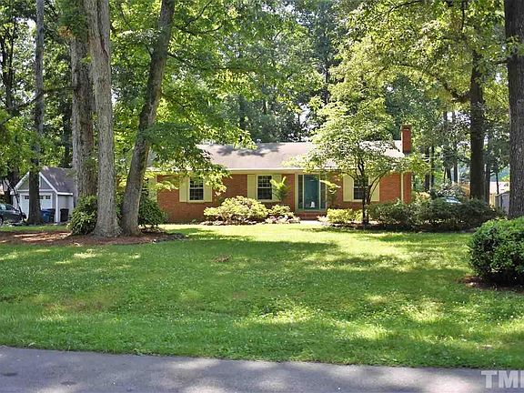 2nd image of 2021 Dartmouth Dr