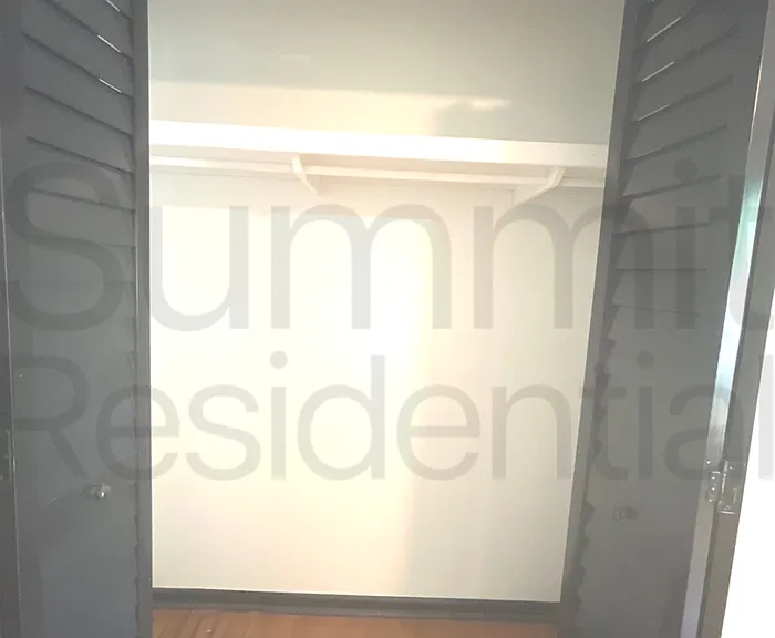 512 Raven Springs Trl — Photo 13