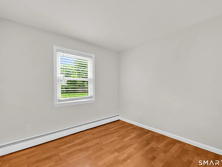 7 Olson Ave — Photo 12