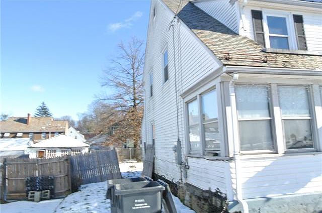 2nd image of 14 Goshen St