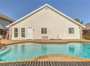 7517 Lake Arrowhead Dr, Fort Worth, TX 76137