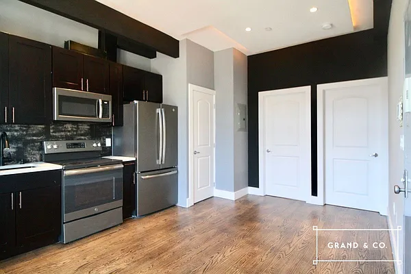 Rented by Grand & Co. | media 14